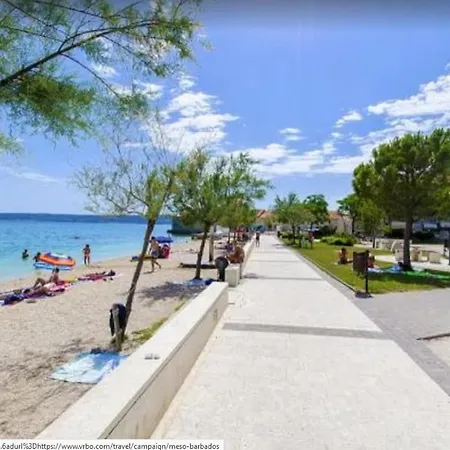 4-star, Terrace 16m2 & Seaview,4min Walk To Beach, 2 Private Parking Spaces * Kastela