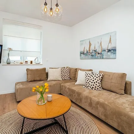 4-star, Terrace 16m2 & Seaview,4min Walk To Beach, 2 Private Parking Spaces Apartment *
